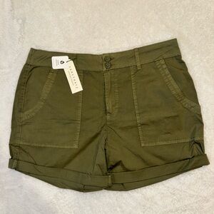 Sanctuary Olive Cargo Shorts